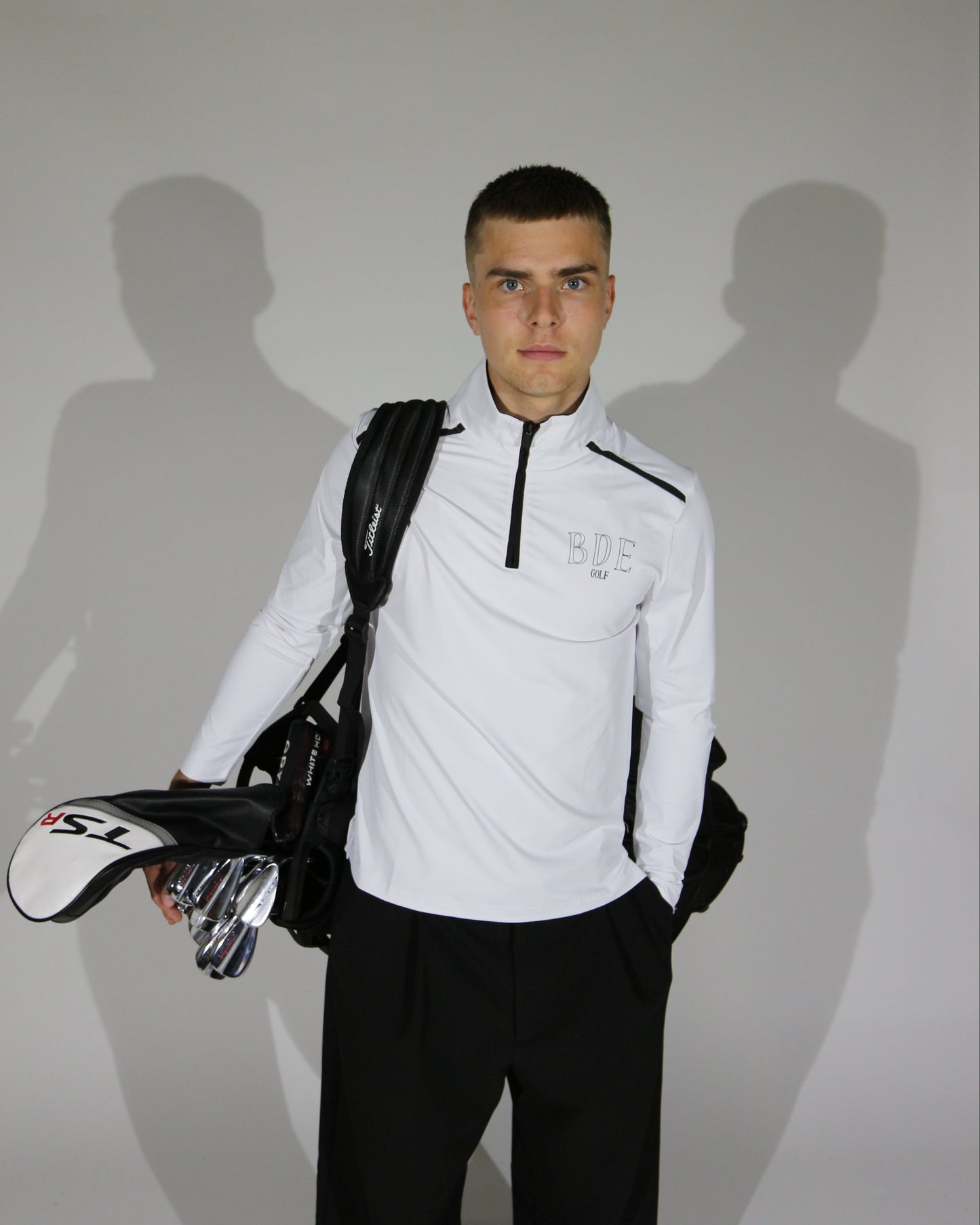 Hvít BDE Golf peysa